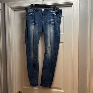 Women’s wildflower skinny jeans, size 15